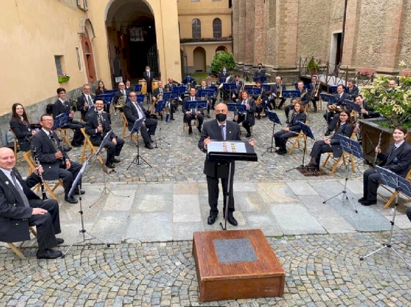 Dogliani, domenica 27 l'orchestra 'Il Risveglio' in piazza con un omaggio a Morricone