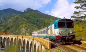 Dalla val Vermenagna una petizione per chiedere a Cirio più treni sulla ferrovia delle Meraviglie