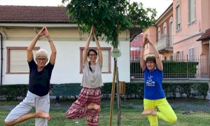 Savigliano, un nuovo albero in piazza Galateri donato dall’Unione induista 