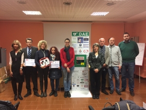 Inaugurato un defibrillatore automatico esterno di emergenza nell’Istituto di Istruzione Superiore 