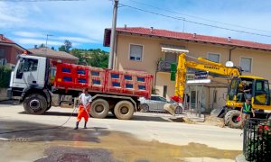A Canale volontari al lavoro per giorni nella pulizia di strade e piazze 