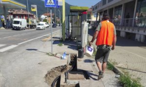 Busca, in corso i lavori per migliorare l’illuminazione del passaggio pedonale in corso Giovanni XXIII