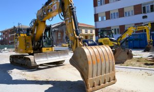 Busca, avviato l'abbattimento del vecchio edificio delle scuole medie