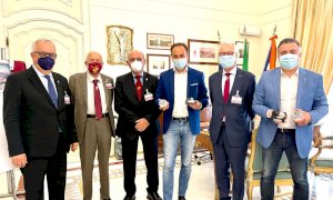 “La carica” dei Bersaglieri accolta in Regione dal Governatore Alberto Cirio