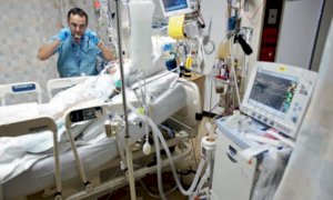 Sono non vaccinati sei dei sette pazienti Covid piemontesi in terapia intensiva
