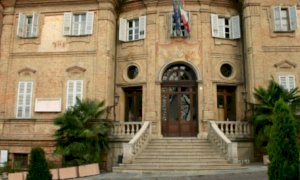 Raccolte firme per una legge di iniziativa popolare all’Ufficio elettorale di Bra