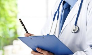Mondovì, cessa l'attività il dottor Guido Govone