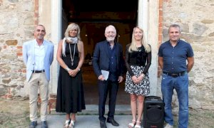 Manta, grande successo per l'inaugurazione della mostra di Guido Palmero
