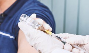Vaccini ai minori, i dubbi di Lauria: “C’è chi si presenta non accompagnato”