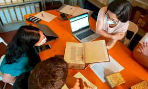 Cherasco, concluse le lezioni della 'Summer school' dedicata al libro antico