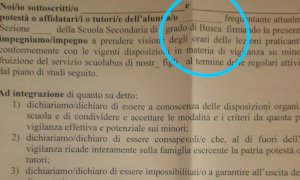 L’appello di un genitore: “Mio figlio non si chiama né Ivo Re né Ugo Bo, aumentate lo spazio sui moduli”