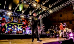 Il doppio concerto di Max Pezzali ha chiuso l'estate fossanese