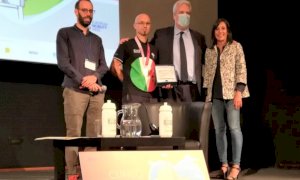 Un riconoscimento della Provincia al campione paralimpico Diego Colombari