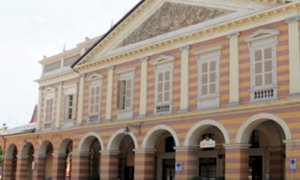 Dronero, la gestione del bar e del cinema Iris diventa un 