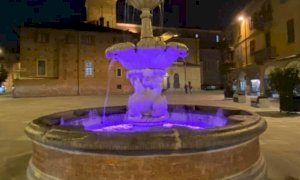 I monumenti di Saluzzo e Castellar si illuminano di rosa per tutto ottobre