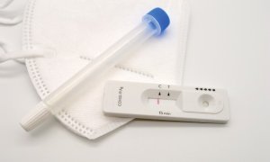 Coronavirus, scende ancora il tasso di positività sui tamponi eseguiti in Piemonte