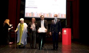 Nicola Lagioia vince il Premio Lattes Grinzane 2021