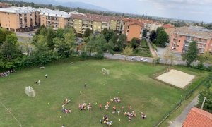 Confreria dedica il suo parco giochi a una bambina morta 31 anni fa in un incidente stradale