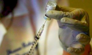 Vaccini anti-Covid, le terze dosi giornaliere sono più del triplo delle seconde
