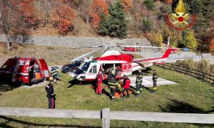 Finisce fuori strada con l'auto a Elva: morto un ventunenne di Boves