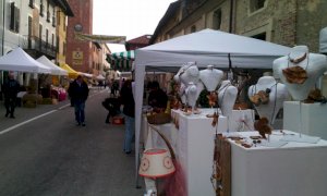 Domenica 14 l'appuntamento con Cherasco Natura, il mercato con prodotti alimentari e artigianali