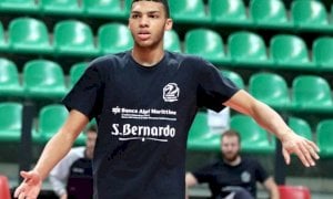 Pallavolo A2/M: Cuneo, il figlio d'arte Luca Cardona aggregato alla prima squadra 