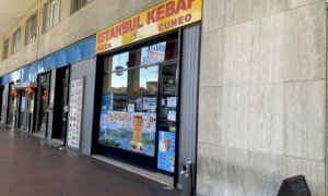 Rissa in corso Nizza, dopo la sospensione della licenza per il kebabbaro c’è anche la stangata