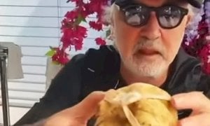 Briatore mostra dei tartufi giganti: il video finisce nel mirino dei tartufai che presentano un esposto
