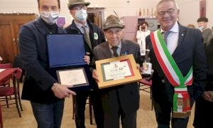 Giovanni Alutto compie 105 anni: è l’alpino più anziano del Piemonte