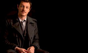 Teatro a Bra: Andrea Bosca omaggia Pavese in “La luna e i falò”