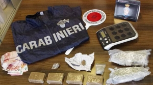 Denunciato 18enne rumeno per spaccio