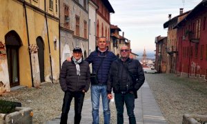 Costigliole Saluzzo: tre commilitoni non si vedevano da 45 anni, si sono ritrovati grazie a Facebook