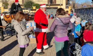 Babbo Natale fa visita agli alunni delle scuole di San Chiaffredo (VIDEO)