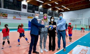 Cuneo, inaugurato ufficialmente il rinnovato fondo della palestra della ex Media 4
