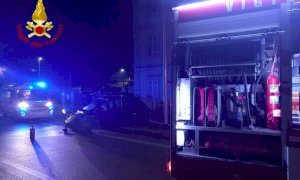 Verzuolo, auto finisce contro un muretto la sera di Santo Stefano