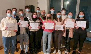 Rifreddo, consegnata la Costituzione ai diciottenni