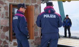 Limone Piemonte, 23enne ligure sorpreso ubriaco fradicio sulle piste da sci: multato