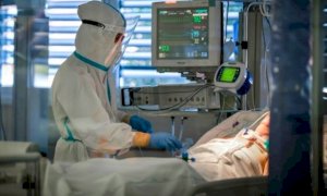 Nelle terapie intensive piemontesi 132 positivi al Covid: solo 33 hanno completato il ciclo vaccinale