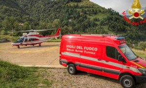 Si perde nella nebbia sui monti di Ostana, allertati i soccorsi