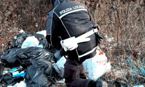 Abbandono rifiuti, dall'inizio del 2022 a Mondovì già otto sanzioni