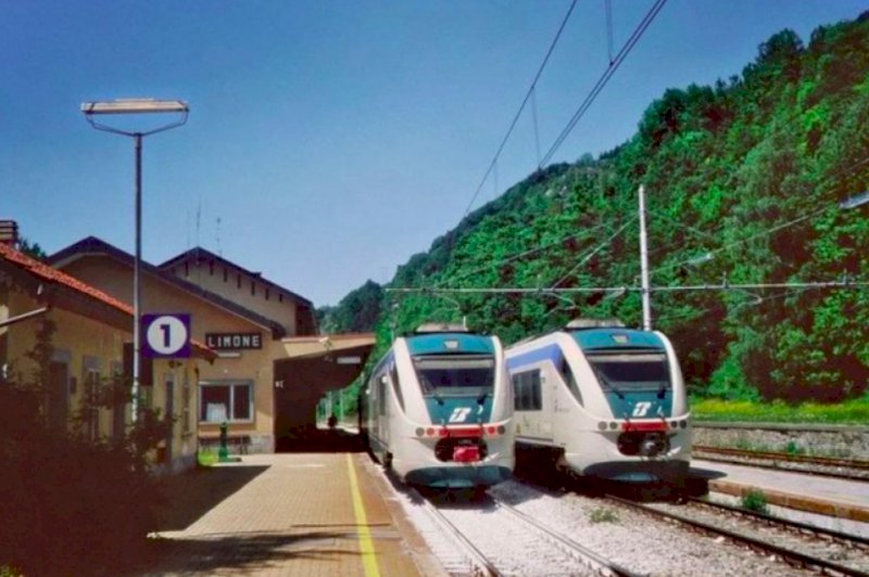 Disservizi sulla Cuneo-Limone, parla l'assessore ai Trasporti: "Le corse non si ripristinano chiedendole"