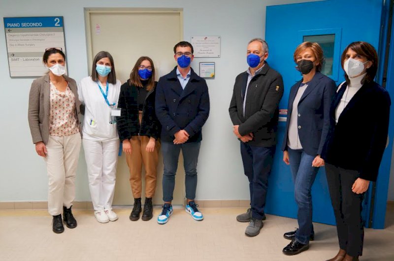 L'ospedale di Cuneo intitola una sala a un'infermiera morta di tumore tre anni fa