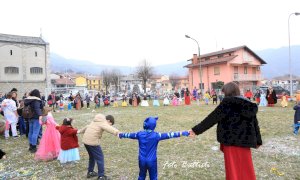 Rifreddo, il carnevale dei bambini batte anche la pandemia