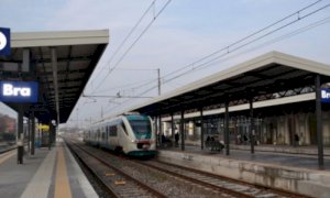 Uomo investito e ucciso da un treno a Bra