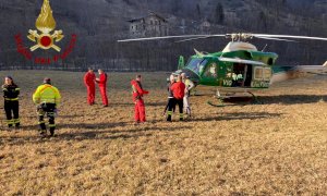 Due escursionisti in difficoltà in alta valle Maira: recuperati dall'elicottero dei Vigili del Fuoco