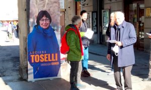 Elezioni Cuneo, stamane la distribuzione di volantini per Luciana Toselli
