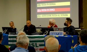 Grande pubblico per la tavola rotonda “No alla guerra: dalle cause alle conseguenze”