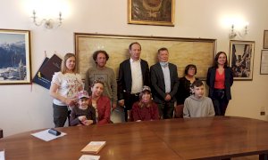 Da Leopoli a Borgo San Dalmazzo: in Comune il benvenuto a una famiglia di profughi ucraini