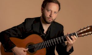 Alba, Pietro Locatto in concerto per la rassegna “Intorno alla Chitarra”