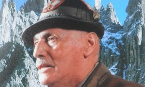 A Cuneo un piazzale dedicato al generale Piero Arnol